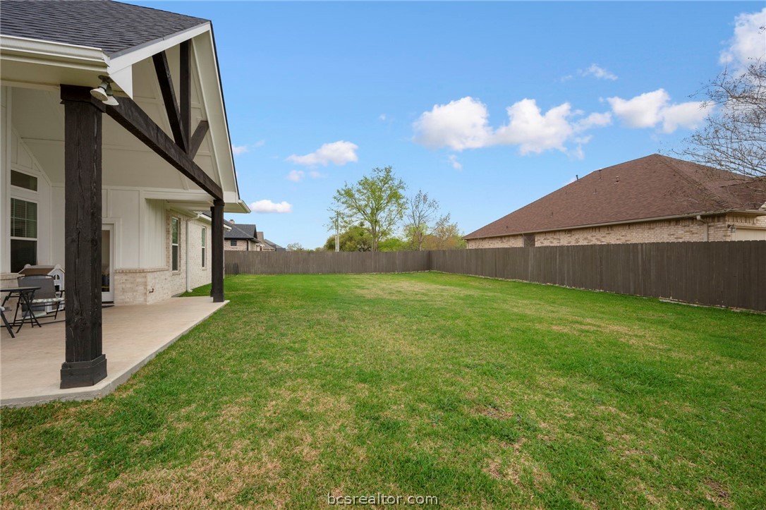 4357 Fox River Lane Bryan, TX 77802 - Photo 22 of 24 a view of a backyard