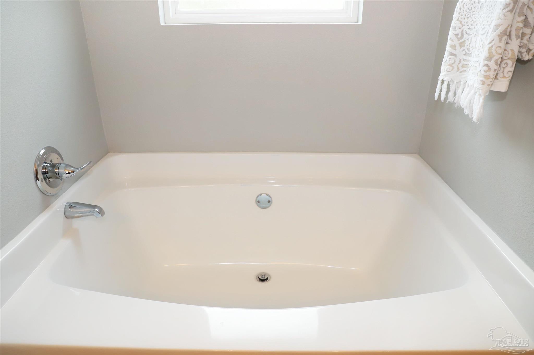 5949 Fairlands Road Milton, FL 32583 - Photo 18 of 29 Gallery Image 18