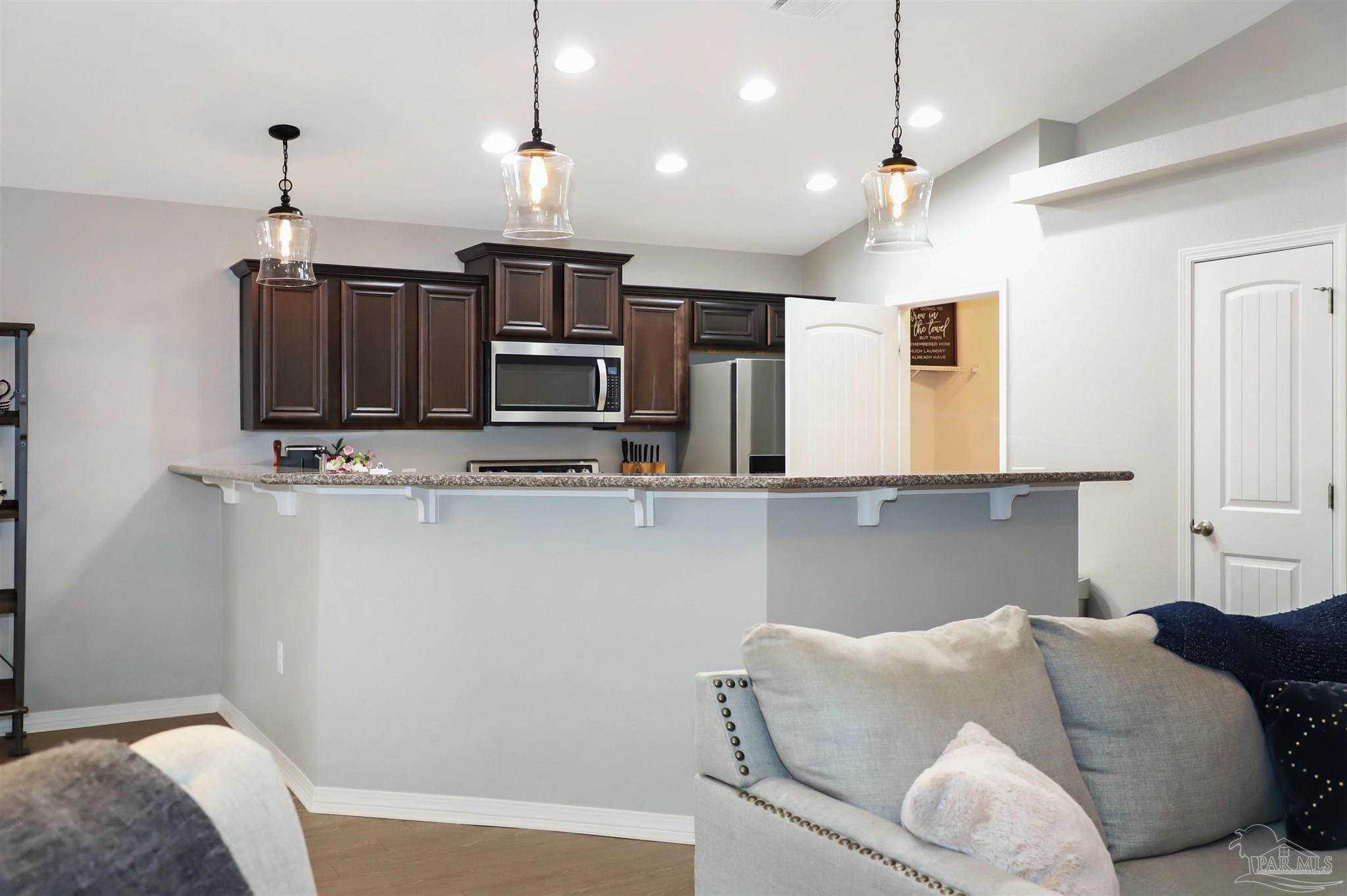 5949 Fairlands Road Milton, FL 32583 - Photo 8 of 29 Gallery Image 8