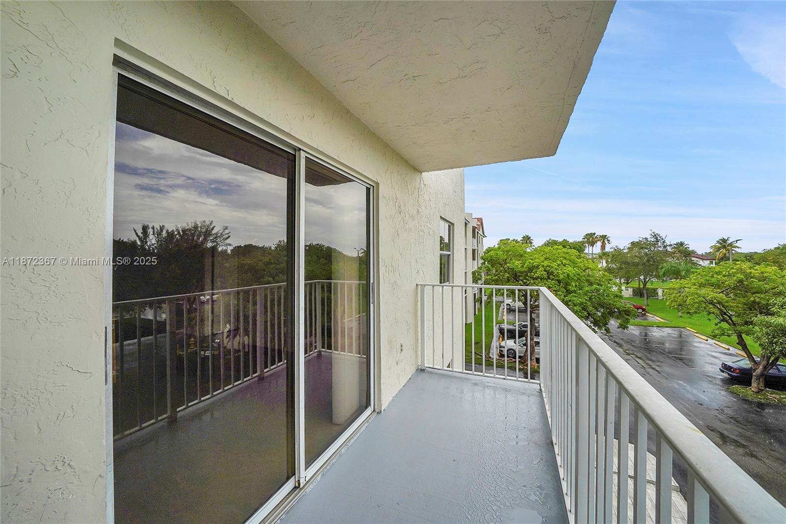 8260 Southwest 210th Street, Unit 201 Cutler Bay, FL 33189 - Photo 24 of 33 a view of balcony