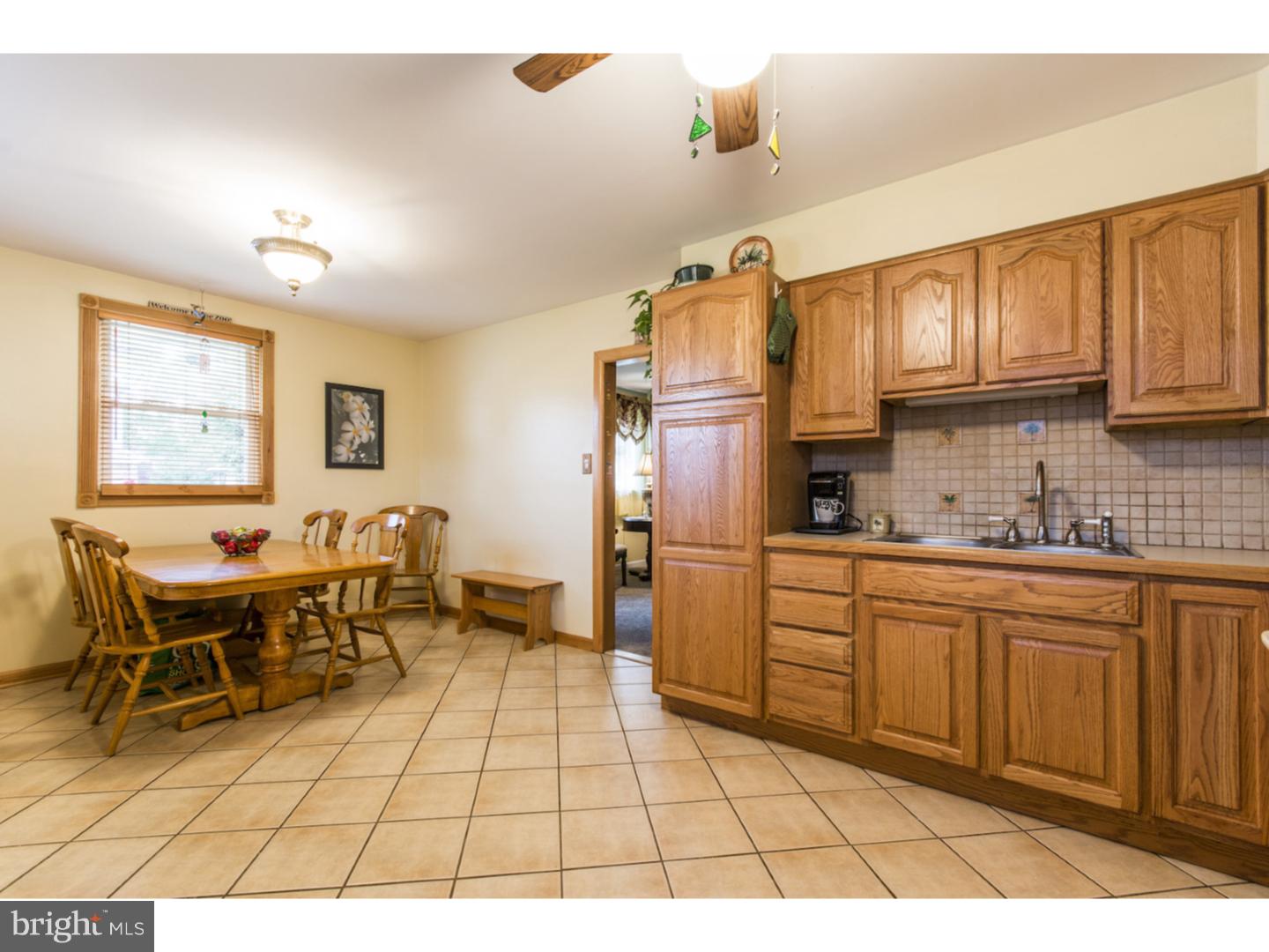 526 Springfield Avenue Folsom, PA 19033 - Photo 8 of 24 Gallery Image 8
