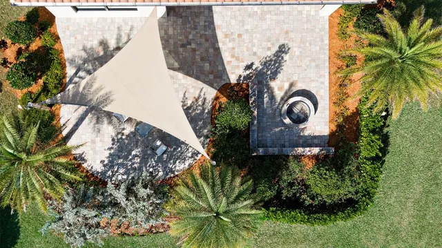 a view of a bird bath