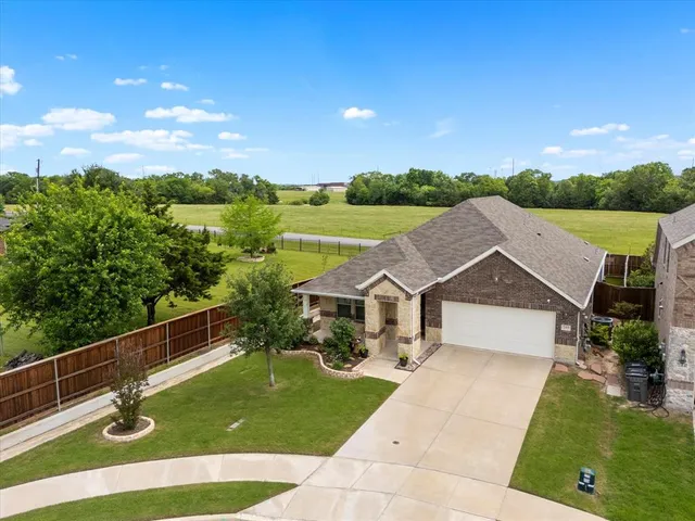 $314,900 | 252 Rosewood Drive, Lavon, TX 75166