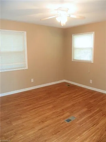 $925 | 304 Grand Street, High Point, NC 27260