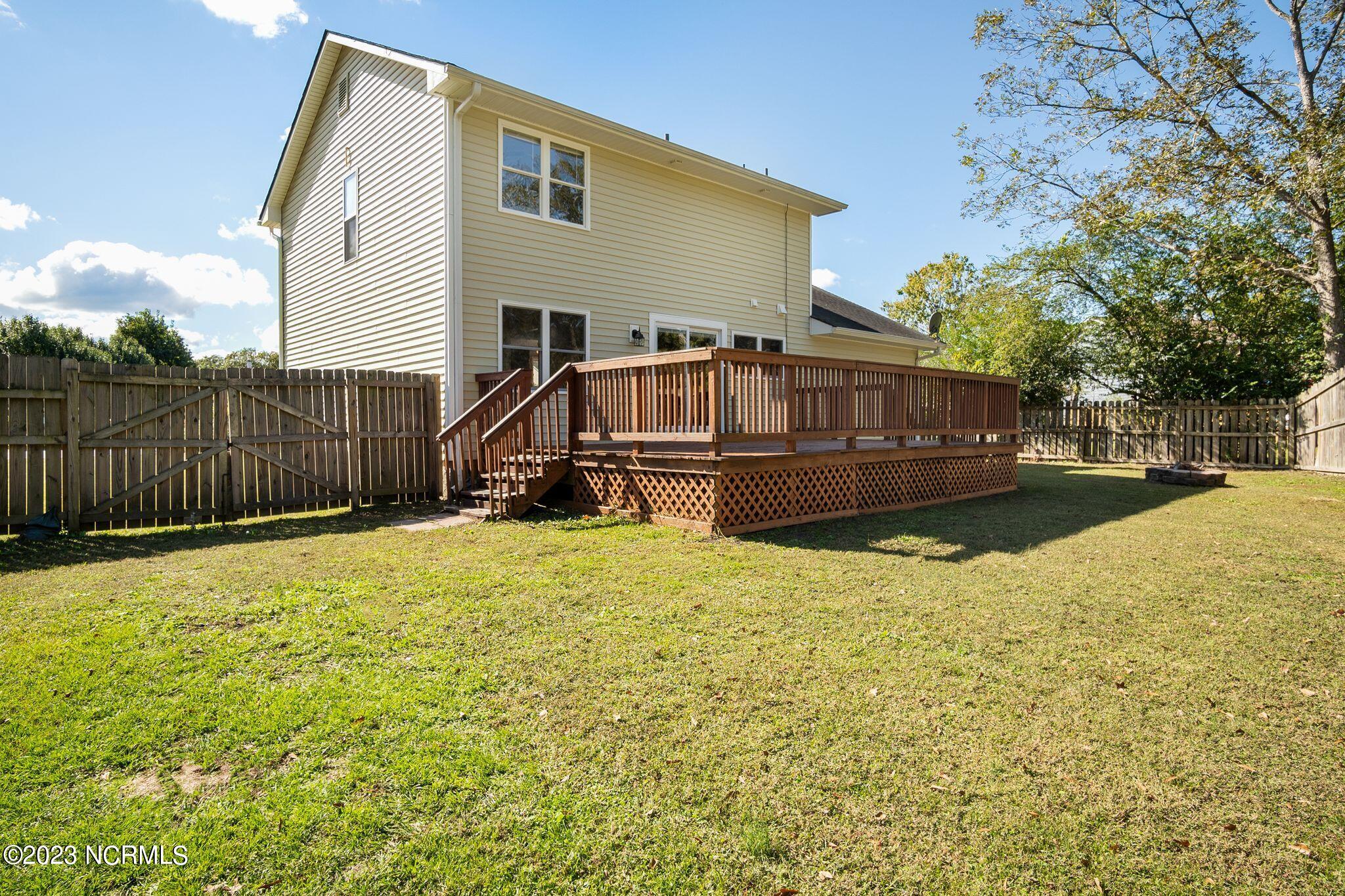 107 Quail Ridge Road Havelock, NC 28532 - Photo 27 of 28 107 Quail Ridge-34