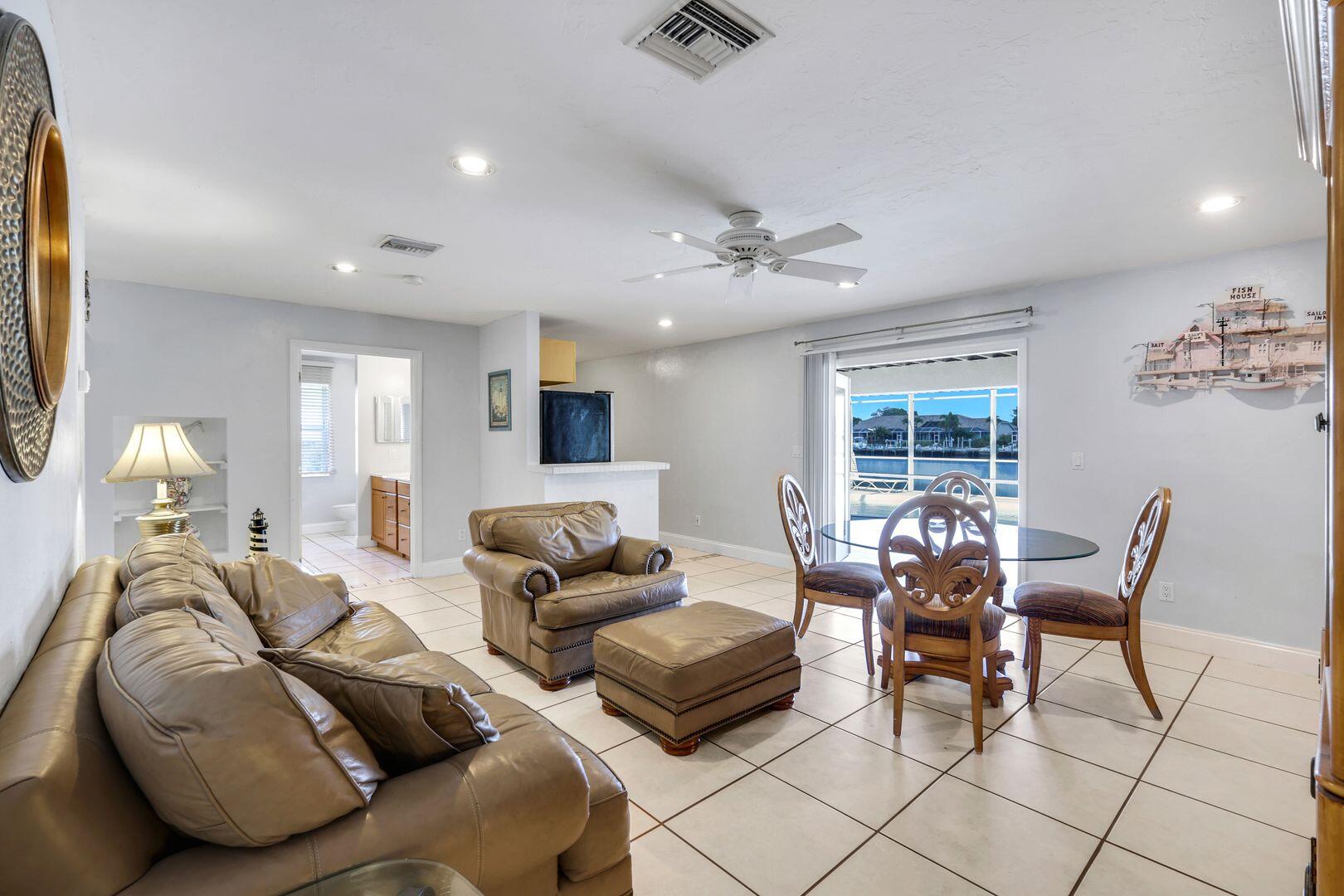 183 Sunset Cay Naples, FL 34114 - Photo 29 of 45 183 Sunset Cay, Naples, FL 34114 (9)