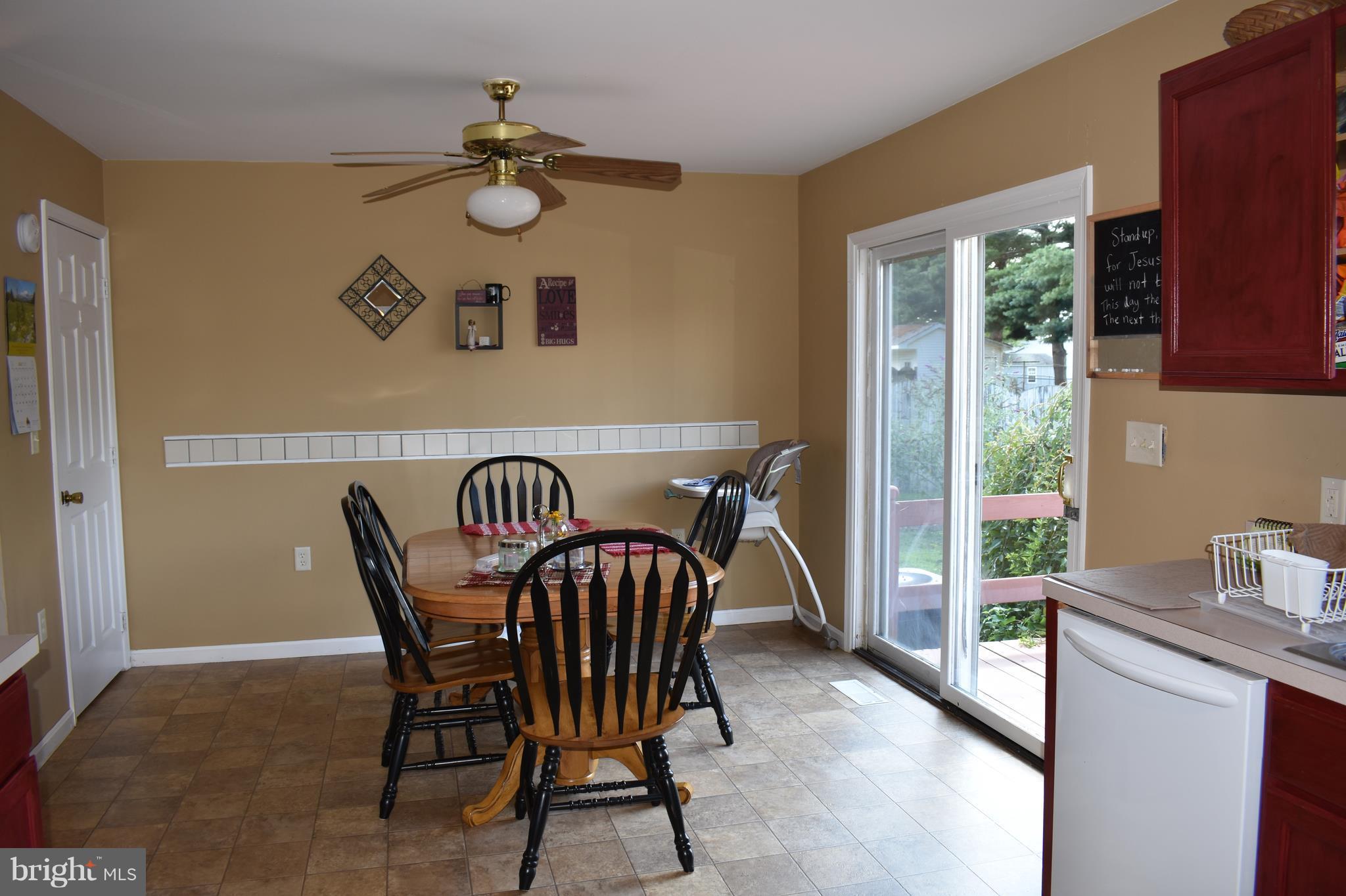 1 Liberty Street Ridgely, MD 21660 - Photo 3 of 17 Dining Room