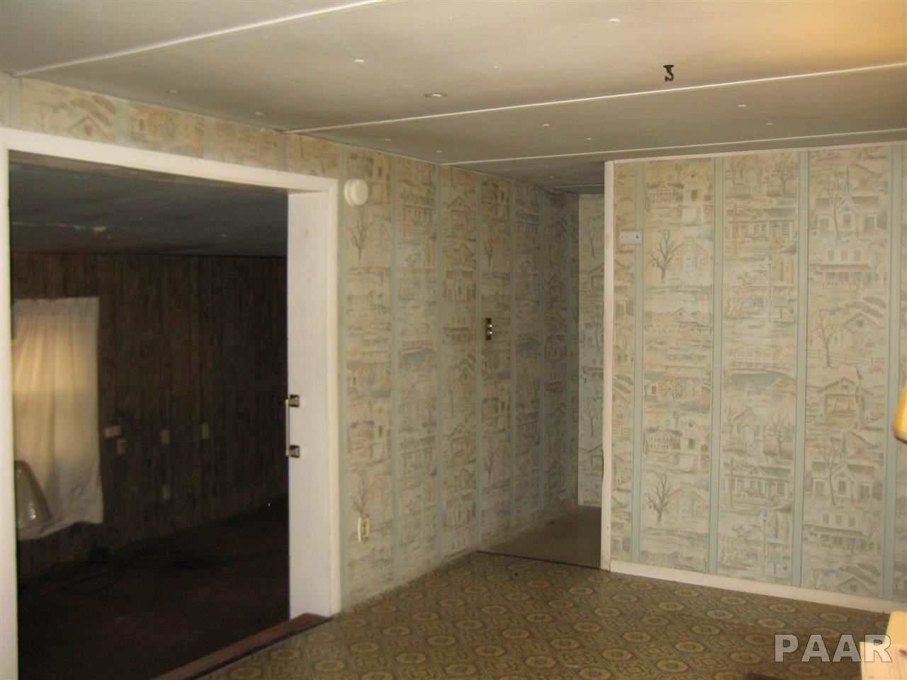 24383 Spring Creek Road Washington, IL 61571 - Photo 7 of 8 Gallery Image 7