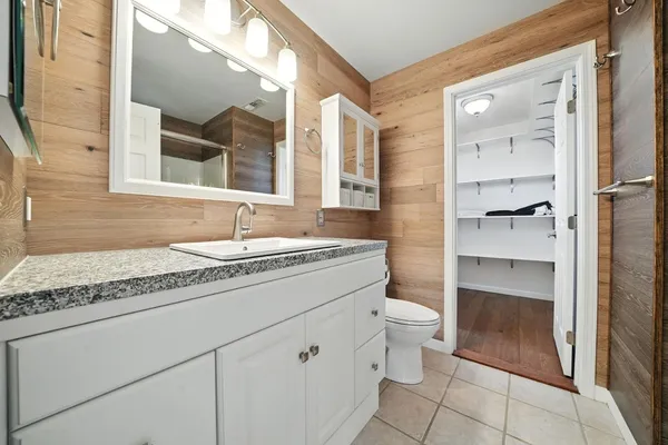 a view of a storage & utility room