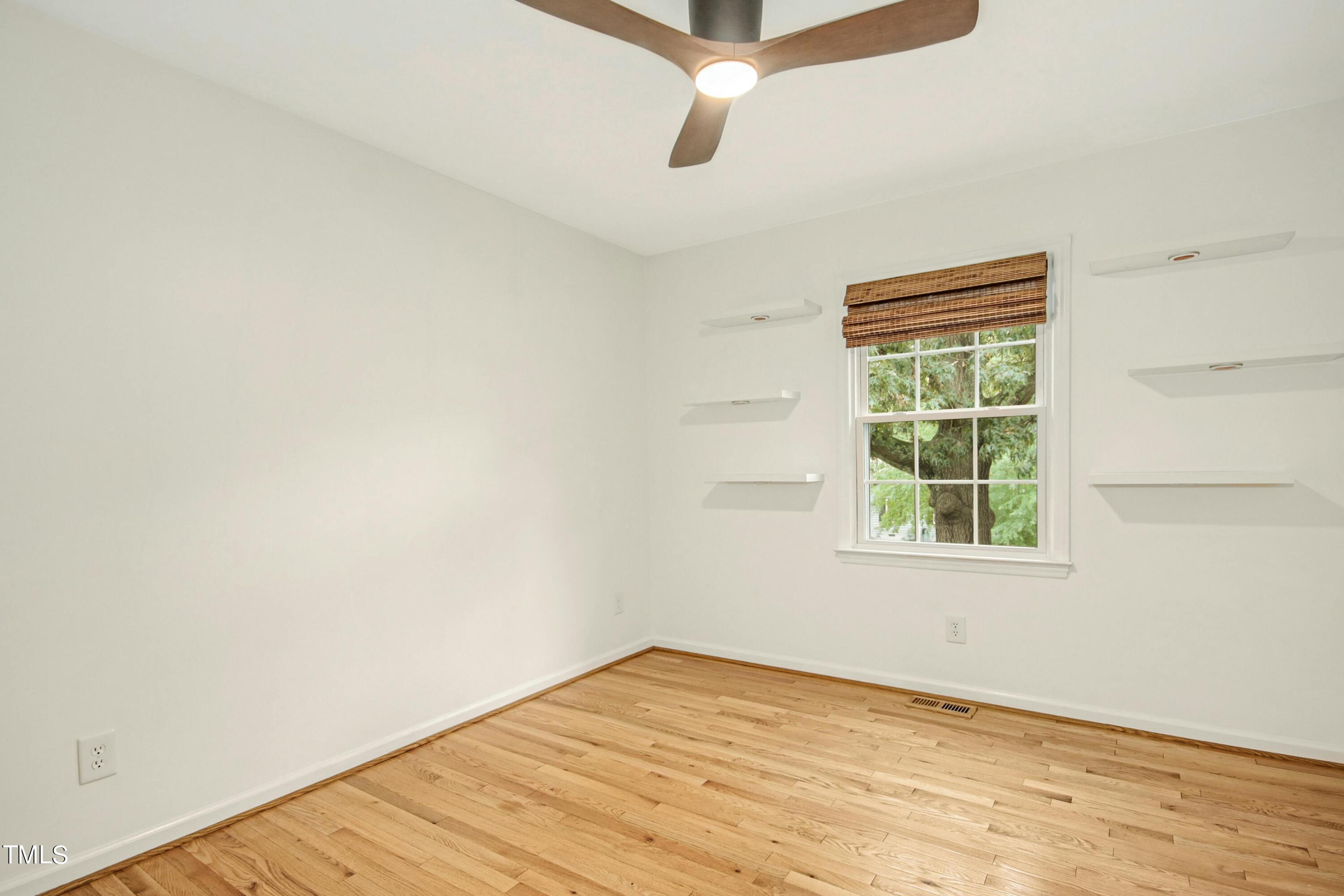 213 Rosehaven Drive Raleigh, NC 27609 - Photo 18 of 32 015-472872-213_Rosehaven_Drive_IMG_1969_