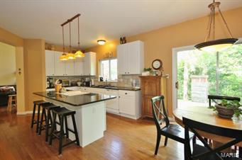 1023 Kiefer Ridge Drive Ballwin, MO 63021 - Photo 7 of 31 Gallery Image 7