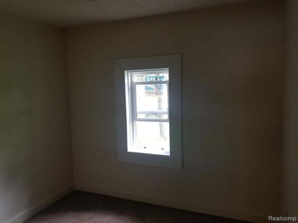 650 Range Road Marysville, MI 48040 - Photo 18 of 21