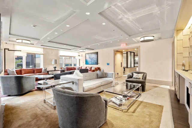 $1,399,000 | 100 Lovejoy Wharf, Unit 11K, Boston, MA 02114