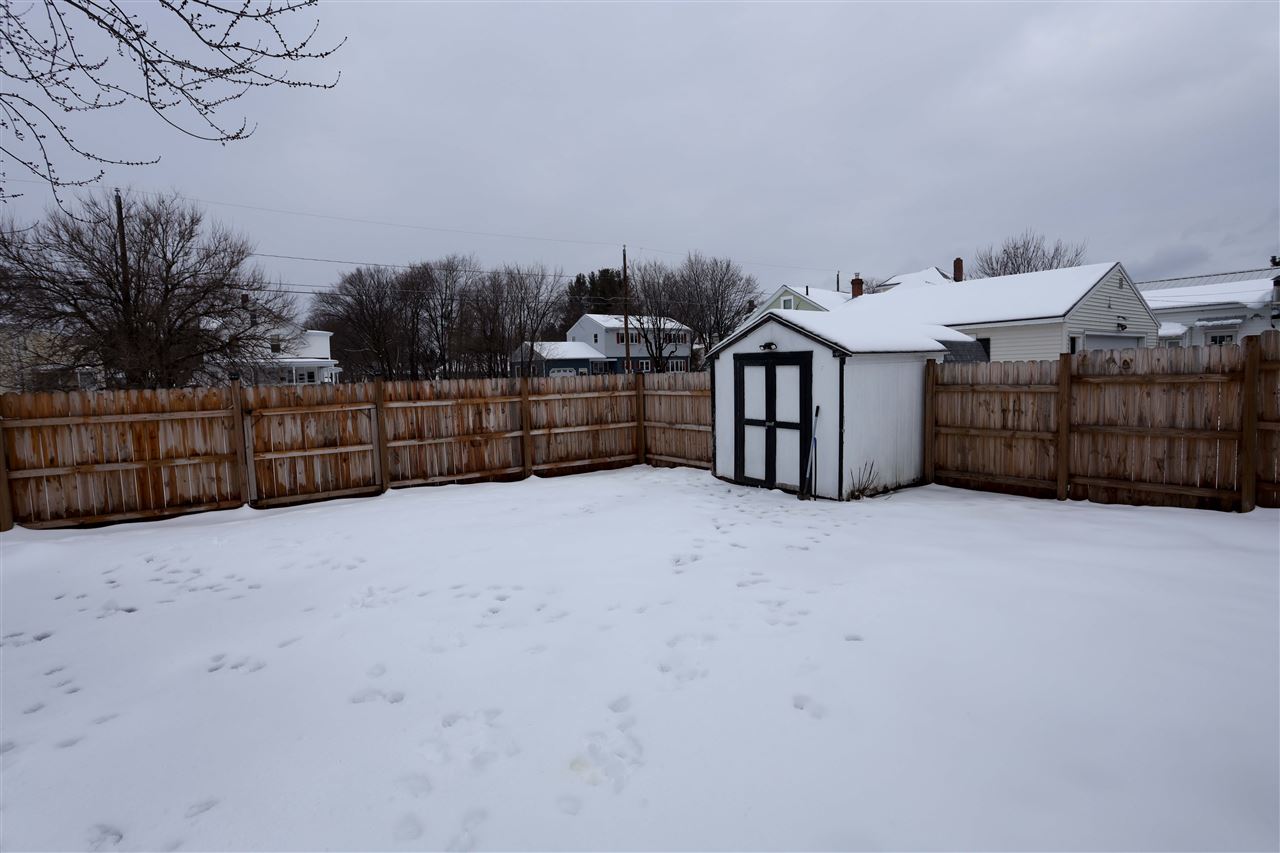 79 Pine Street Rochester, NH 03867 - Photo 30 of 31