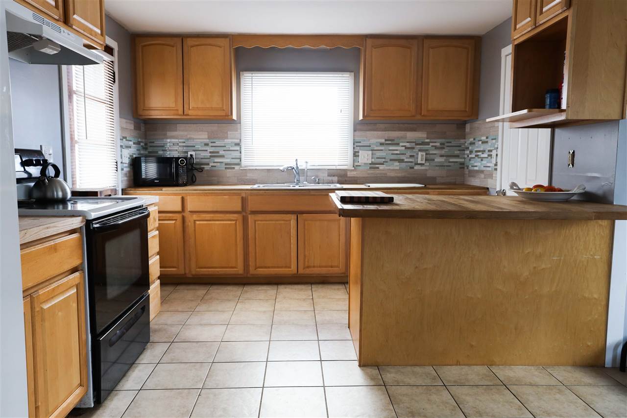 79 Pine Street Rochester, NH 03867 - Photo 5 of 31