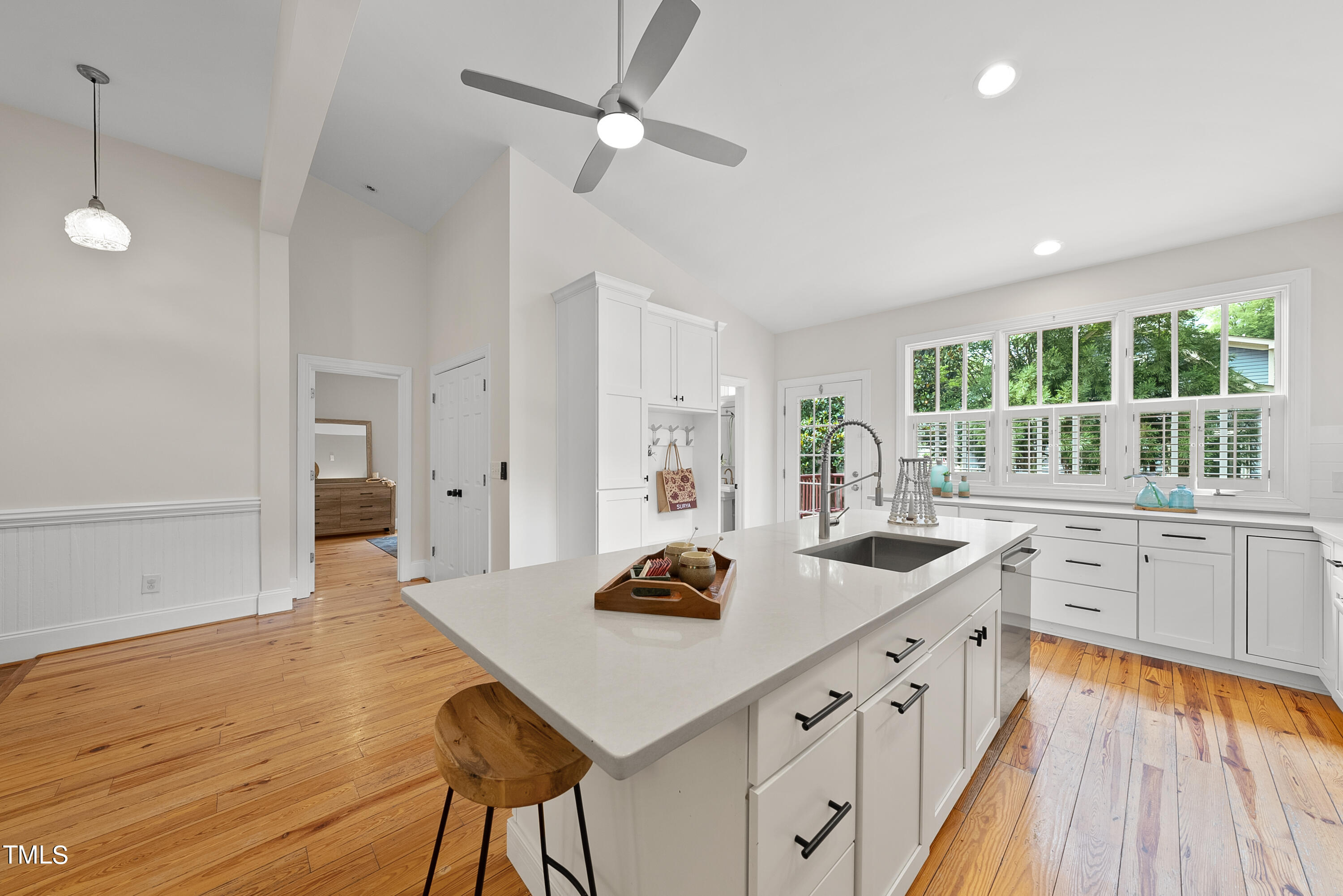 801 East Lane Street Raleigh, NC 27601 - Photo 16 of 55 DSC07416