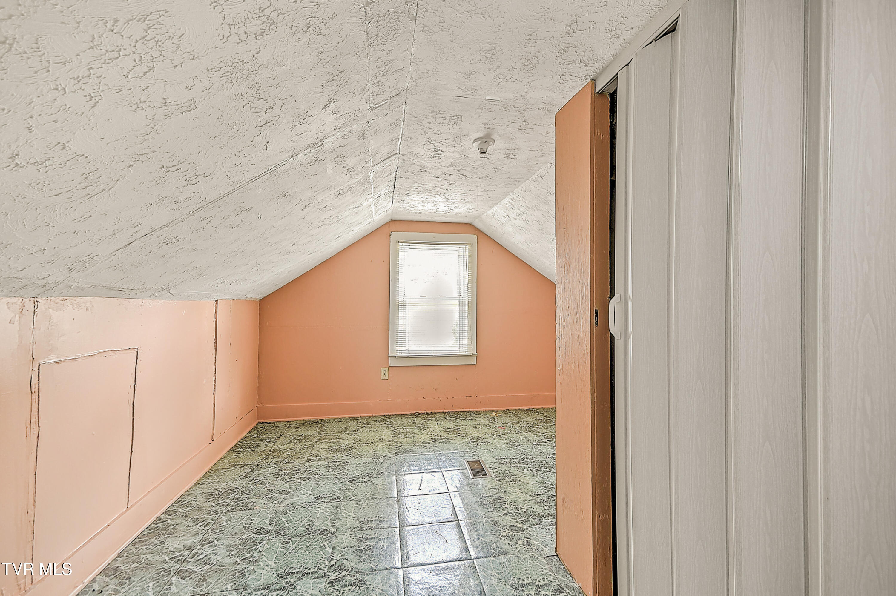 3478 Reed Hollow Road Gate City, VA 24251 - Photo 24 of 62 3478 Reed Hollow JS-26