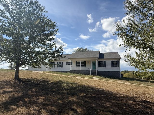 $325,000 | 352 Pinewood Lane, McMinnville, TN 37110