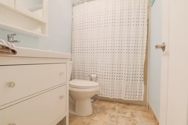 $615,000 | 7001-7005 Old Spanish Trail, Milton, FL 32583