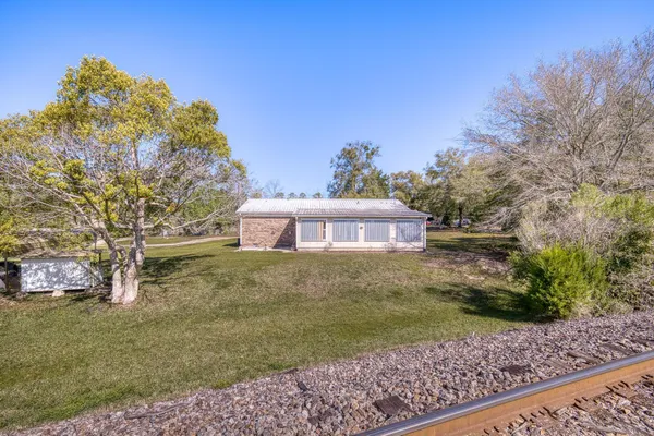 $615,000 | 7001-7005 Old Spanish Trail, Milton, FL 32583