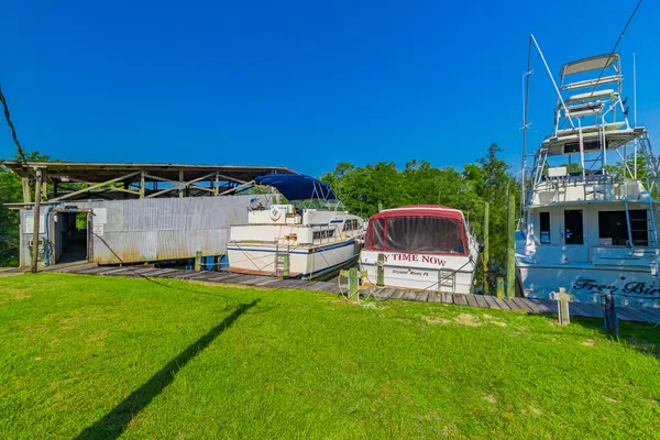 $615,000 | 7001-7005 Old Spanish Trail, Milton, FL 32583