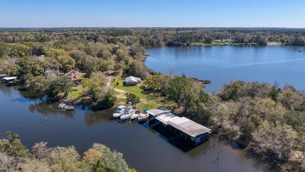 $615,000 | 7001-7005 Old Spanish Trail, Milton, FL 32583