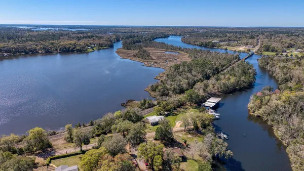 $615,000 | 7001-7005 Old Spanish Trail, Milton, FL 32583