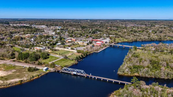 $615,000 | 7001-7005 Old Spanish Trail, Milton, FL 32583