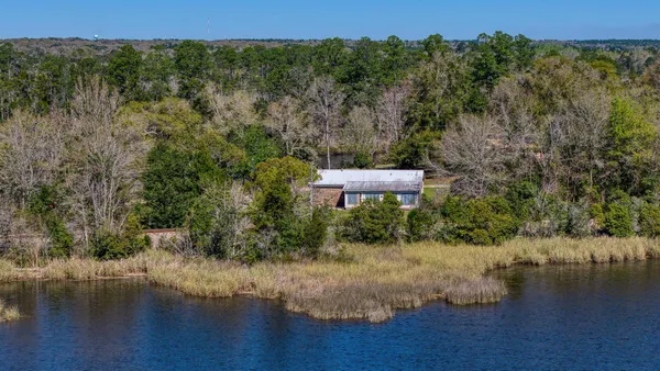 $615,000 | 7001-7005 Old Spanish Trail, Milton, FL 32583