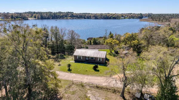 $615,000 | 7001-7005 Old Spanish Trail, Milton, FL 32583