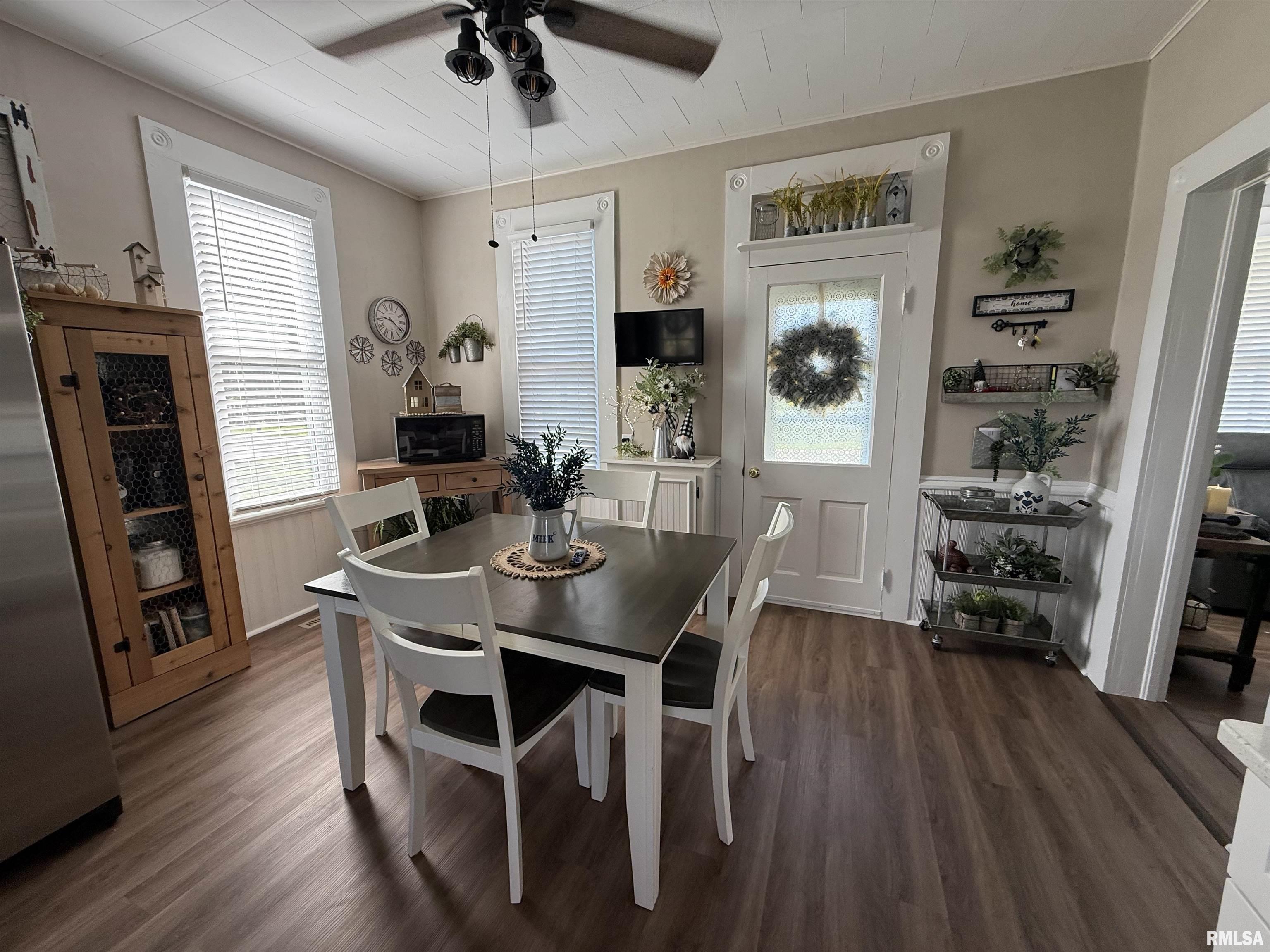 204 East 3rd Street Vermont, IL 61484 - Photo 12 of 35