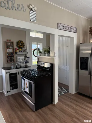 $120,000 | 204 East 3rd Street, Vermont, IL 61484