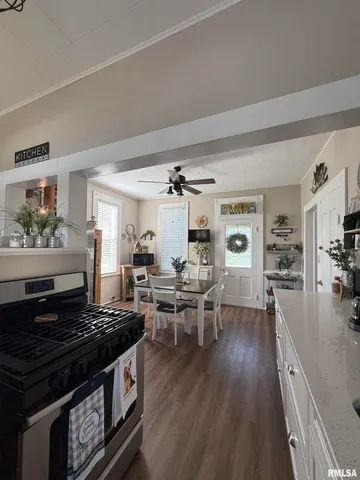 $120,000 | 204 East 3rd Street, Vermont, IL 61484