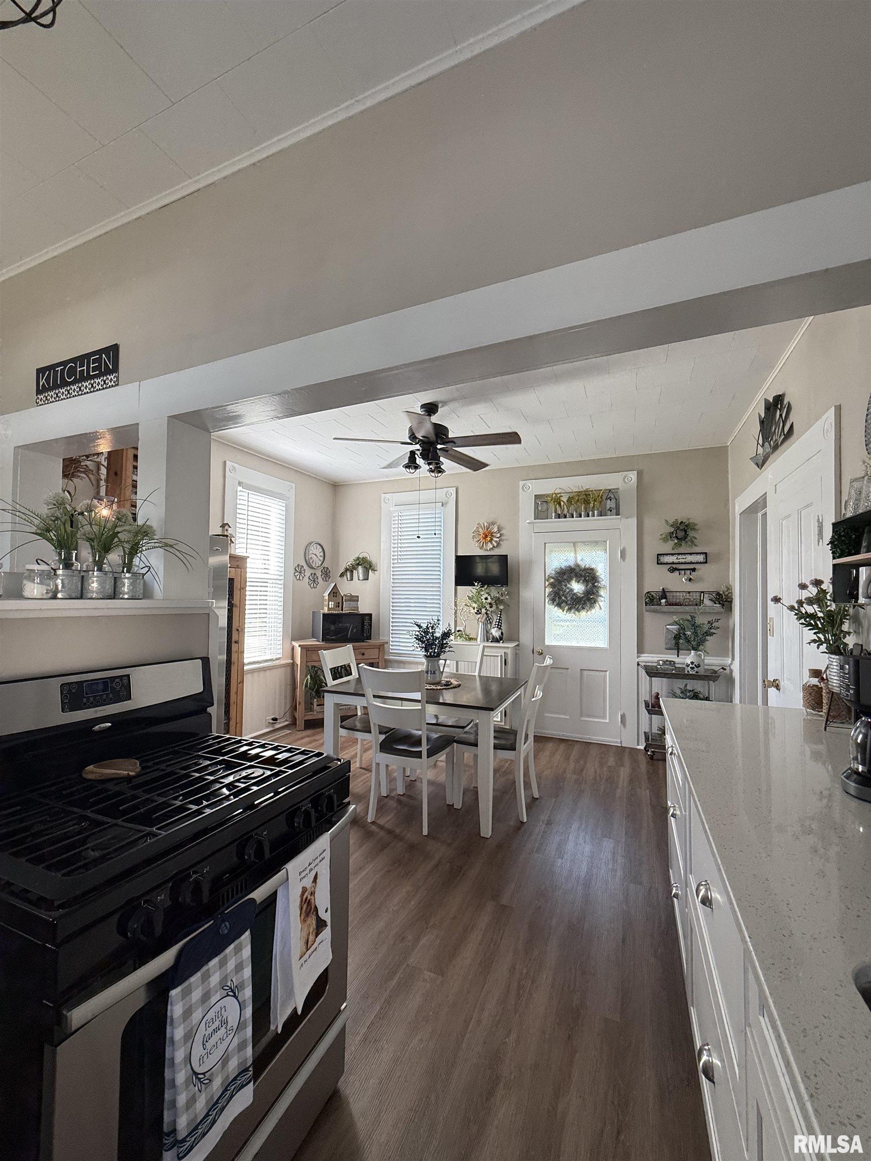 204 East 3rd Street Vermont, IL 61484 - Photo 15 of 35