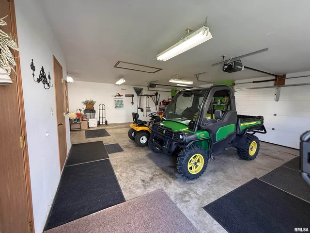 $120,000 | 204 East 3rd Street, Vermont, IL 61484