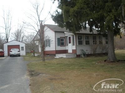 4105 Silver Lake Road Linden, MI 48451 - Photo 2 of 4 20124648-1.JPG