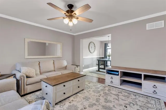 $324,900 | 1791 Fairview Farms Circle, Wentzville, MO 63385