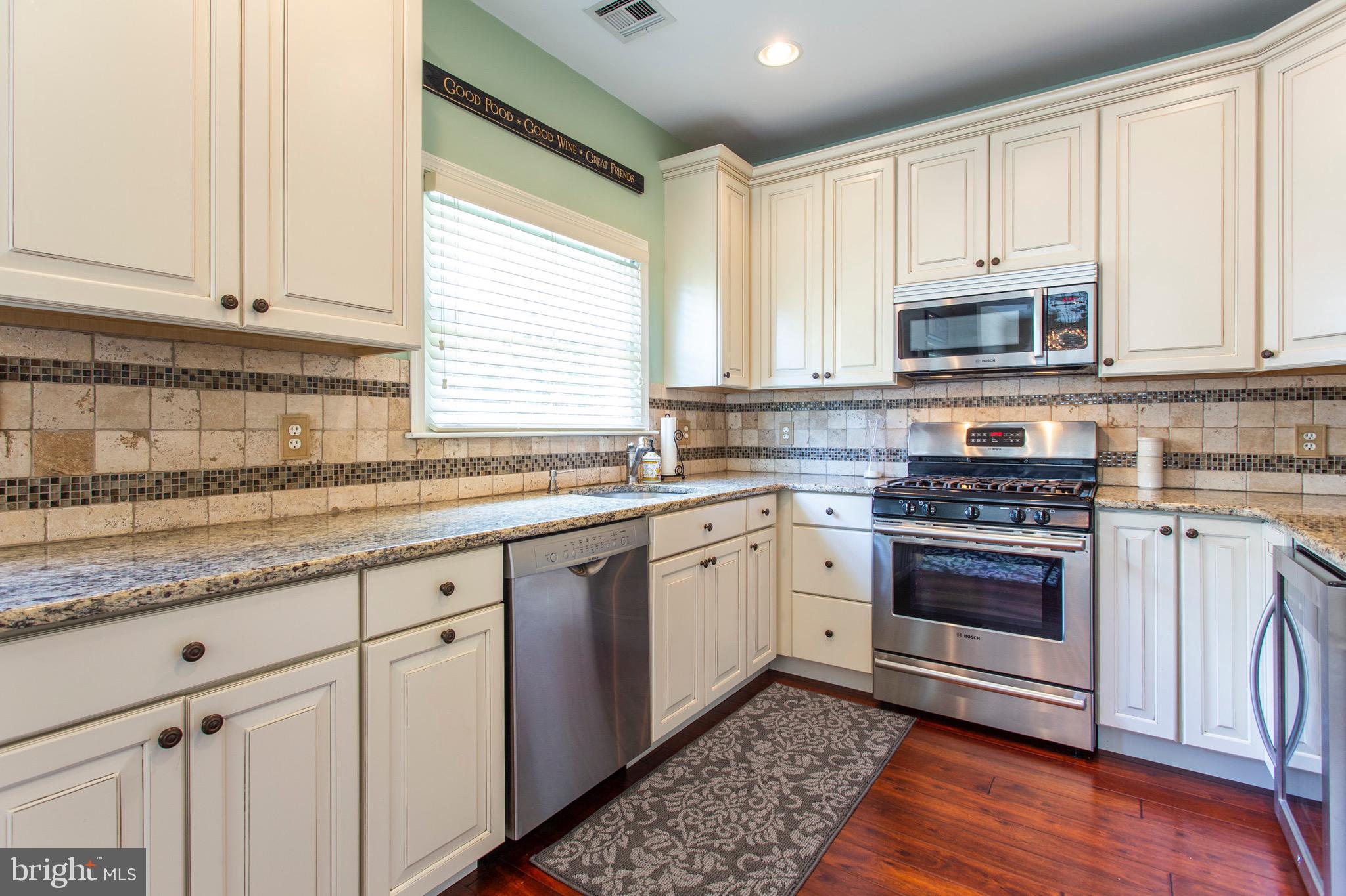 111 Juniper Road Havertown, PA 19083 - Photo 14 of 39 Lots of Counter Space & Cabinets