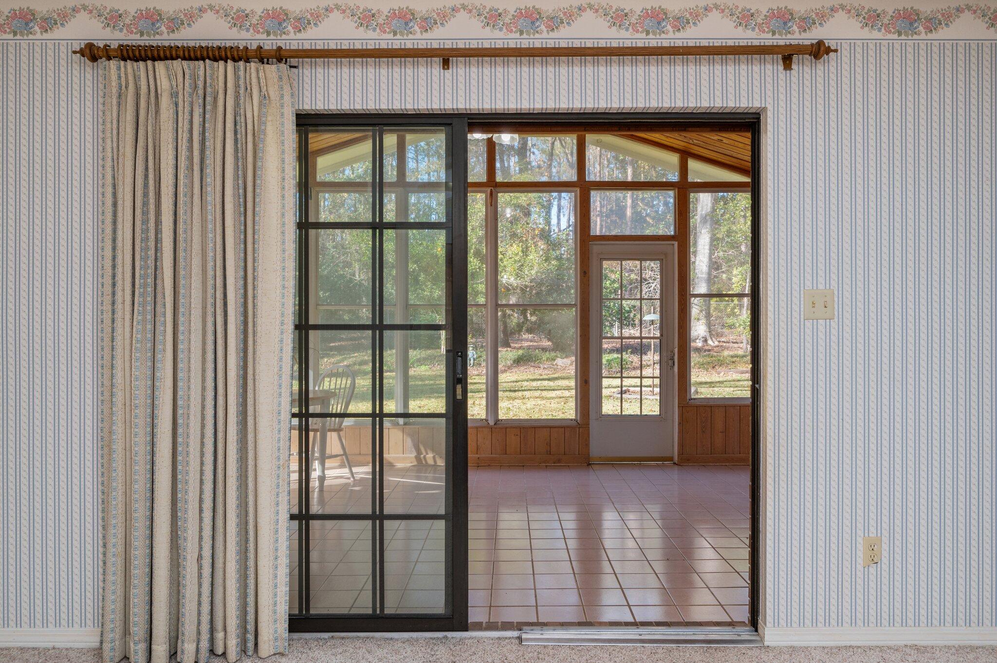5836 Dairy Road Baker, FL 32531 - Photo 15 of 65 a view of an entryway