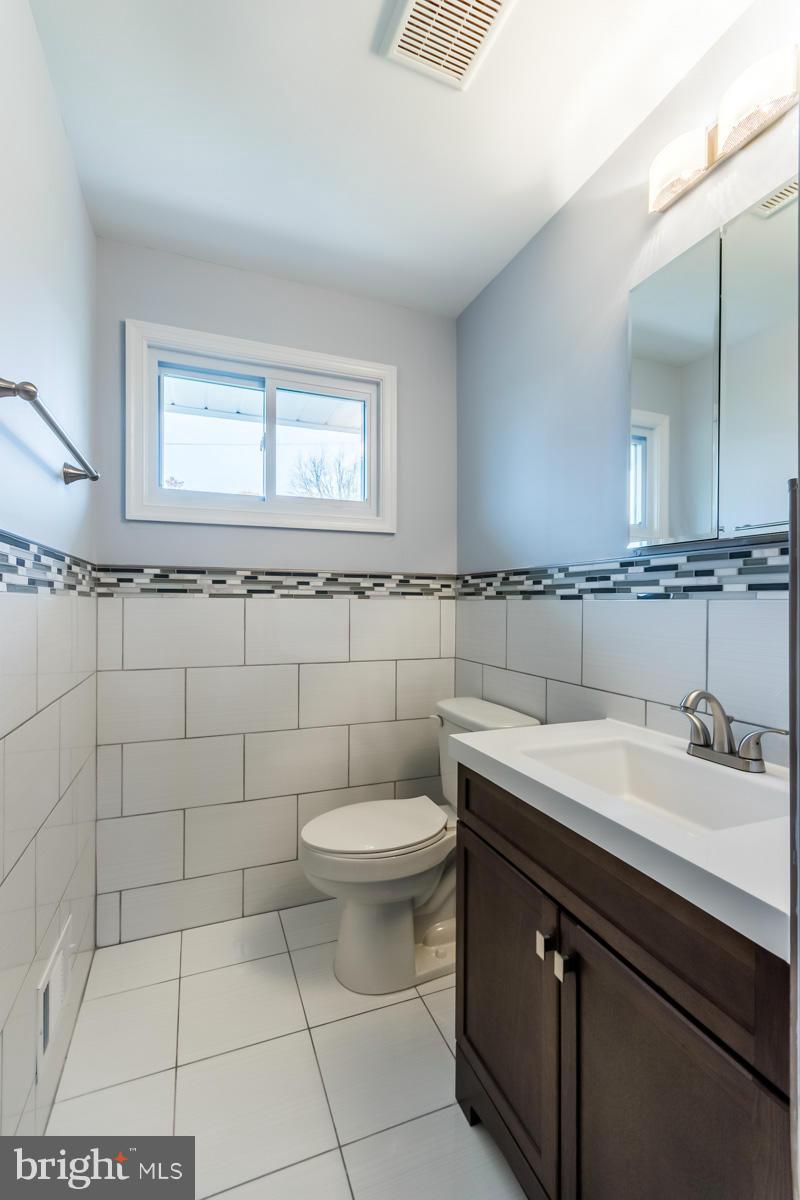 3805 Fernside Road Randallstown, MD 21133 - Photo 13 of 28 Bath (Master)