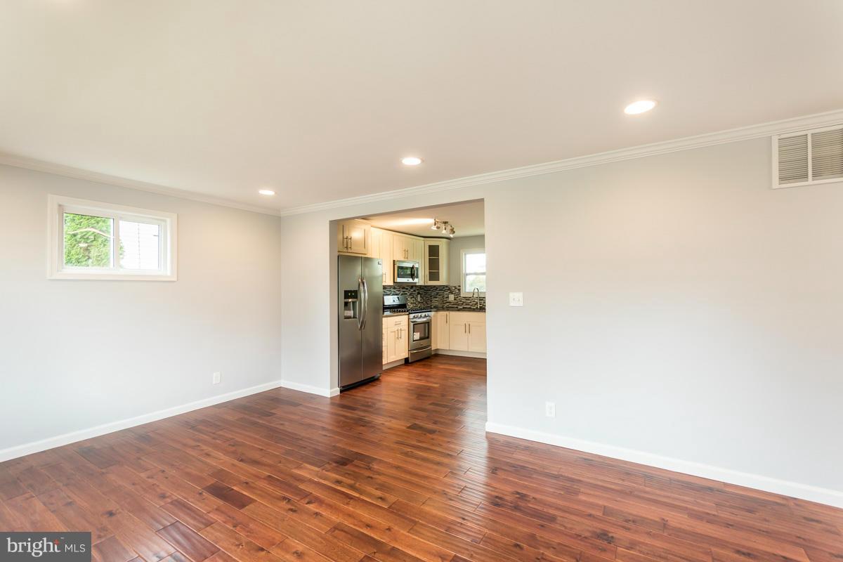 3805 Fernside Road Randallstown, MD 21133 - Photo 7 of 28 View