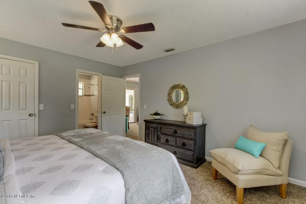 2805 Chelton Road Jacksonville, FL 32216 - Photo 31 of 50 Rave Home Staging Jacksonville (12) Web