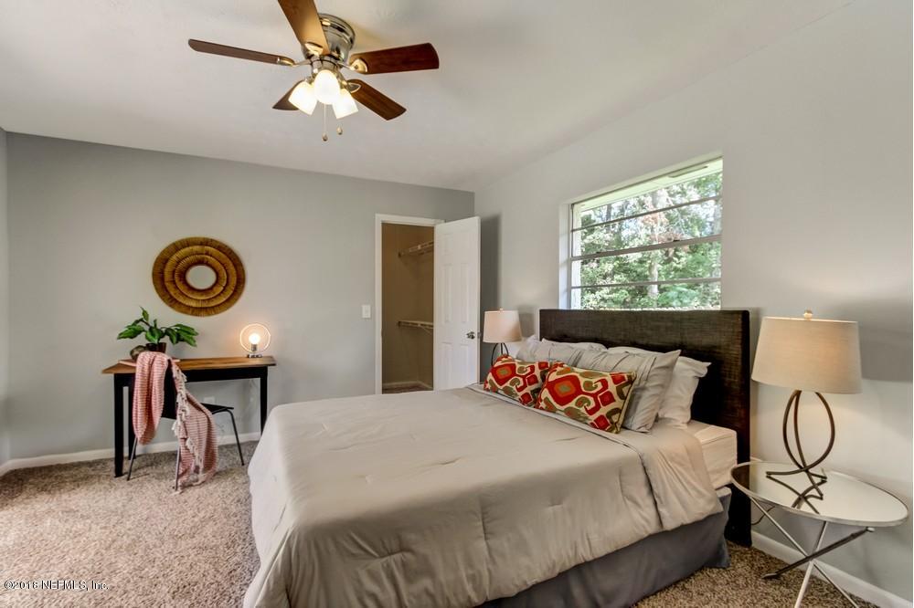 2805 Chelton Road Jacksonville, FL 32216 - Photo 37 of 50 Rave Home Staging Jacksonville (34) Web