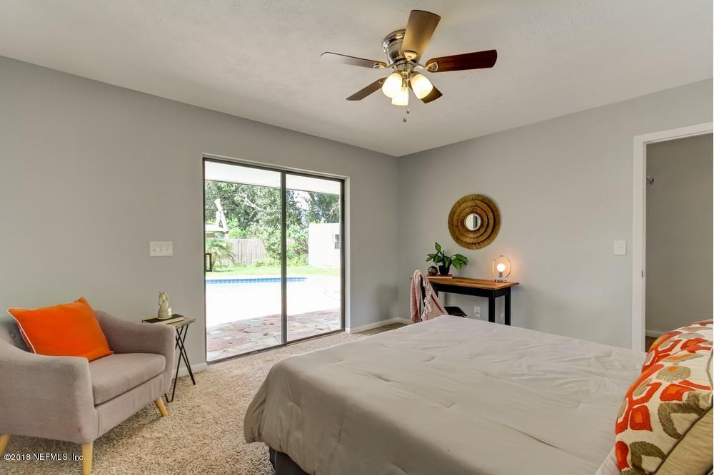 2805 Chelton Road Jacksonville, FL 32216 - Photo 39 of 50 Rave Home Staging Jacksonville (36) Web