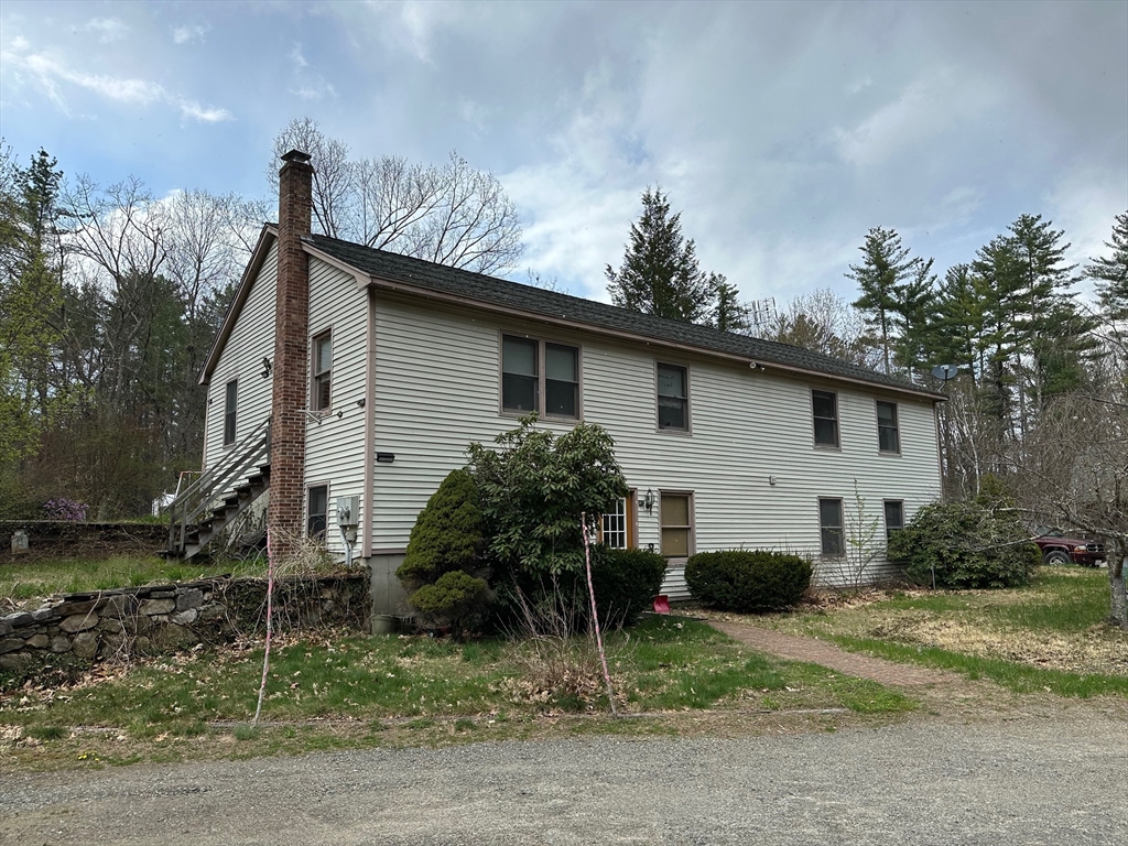 201 R Main Street Townsend, MA 01469 - Photo 1 of 12 Gallery Image 1