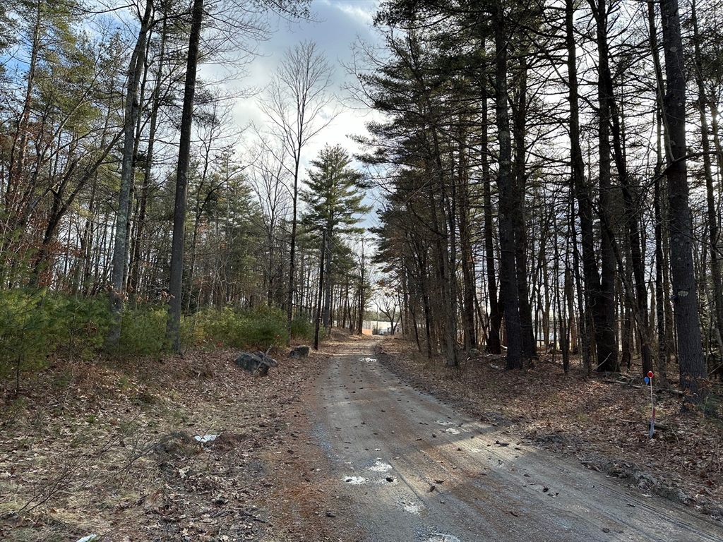 201 R Main Street Townsend, MA 01469 - Photo 11 of 12 Gallery Image 11