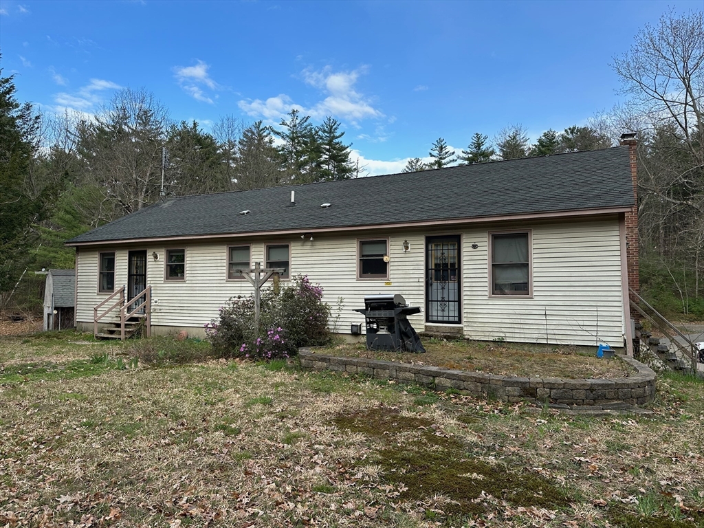 201 R Main Street Townsend, MA 01469 - Photo 2 of 12 Gallery Image 2
