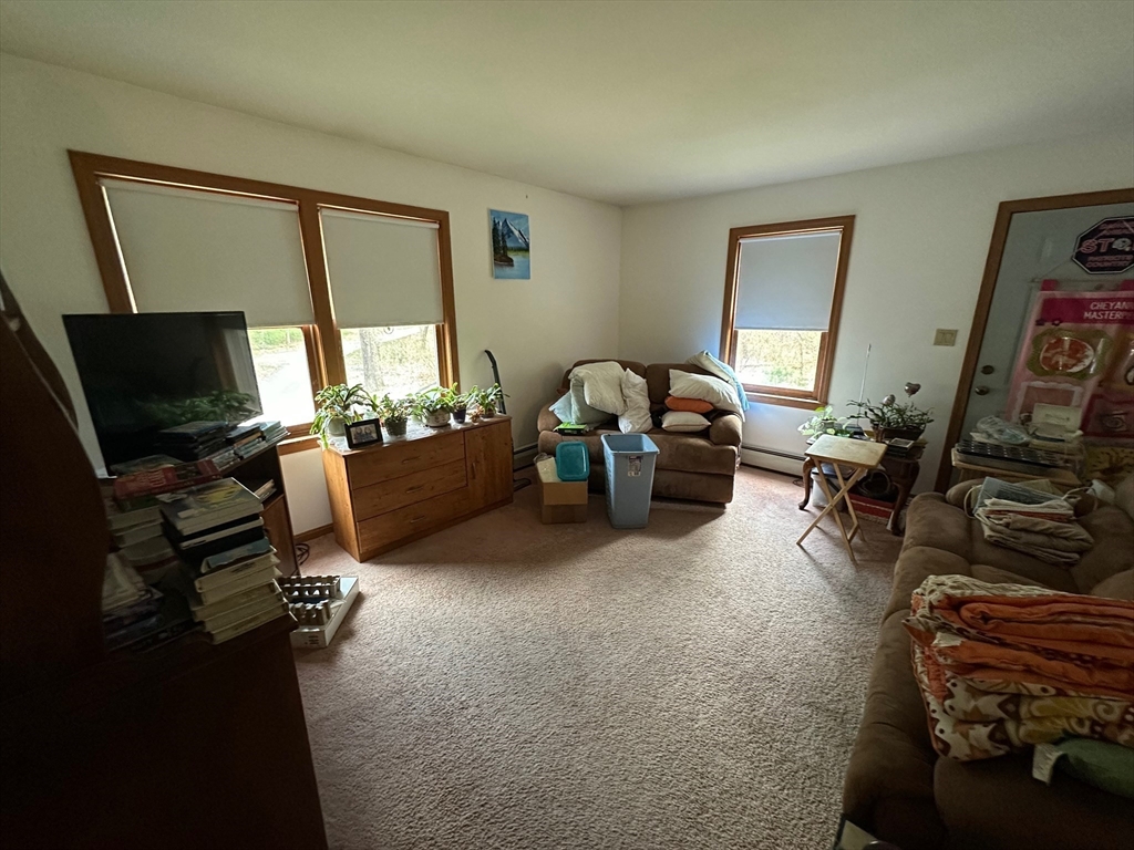 201 R Main Street Townsend, MA 01469 - Photo 4 of 12 Gallery Image 4