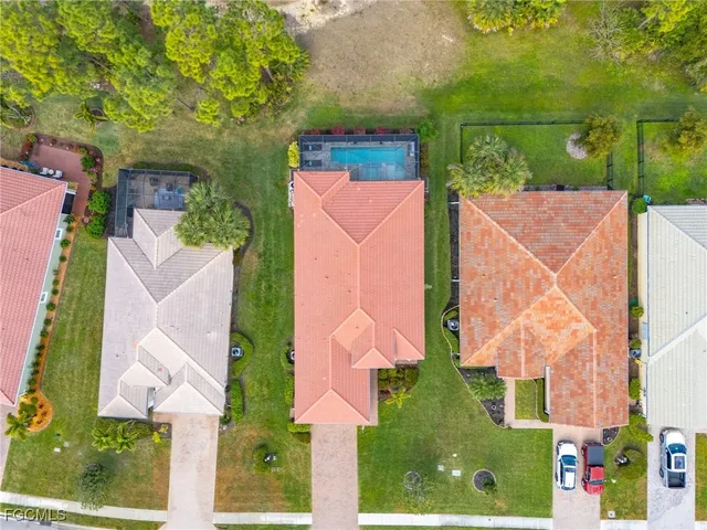 an aerial view of multiple house