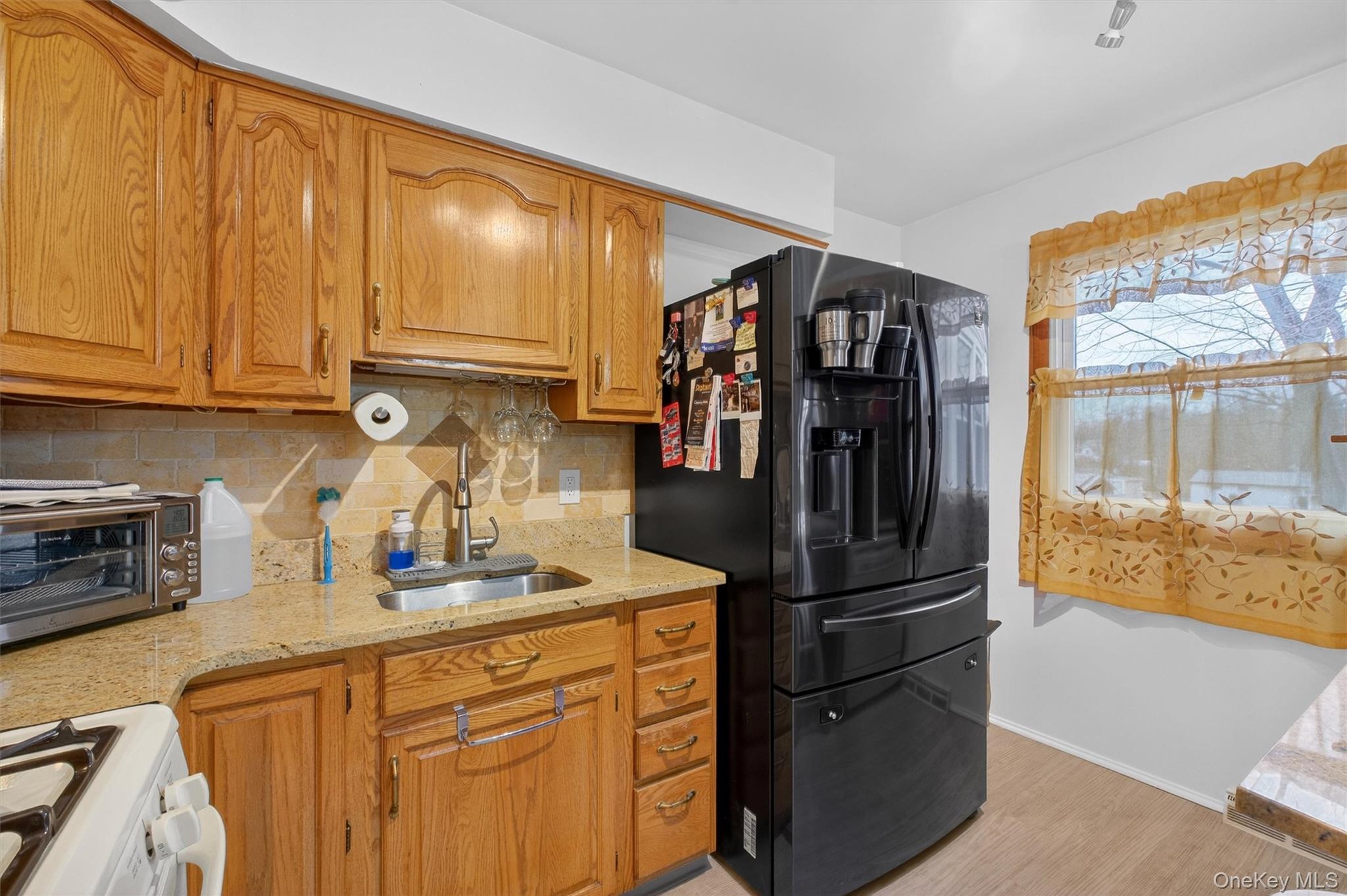 18 Cardinal Drive Poughkeepsie, NY 12601 - Photo 17 of 35